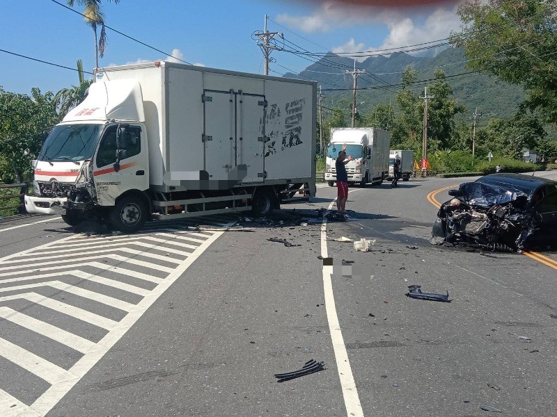 台11線北上車禍事故，三車連環相撞