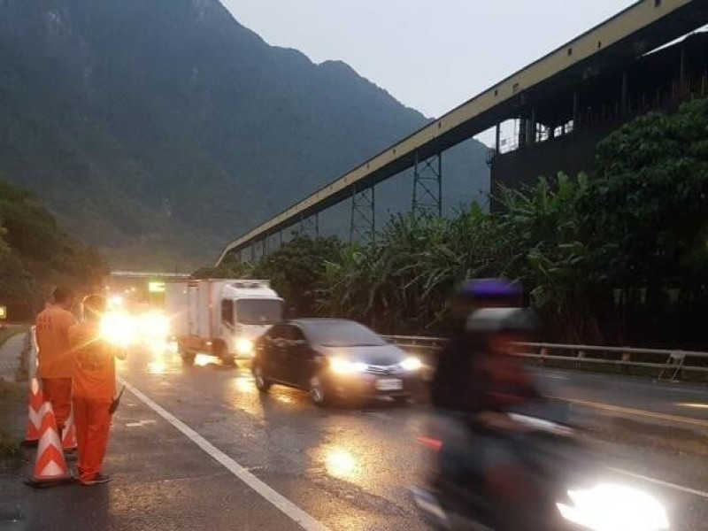 蘇花路廊今全線順暢，南北車流平穩行駛