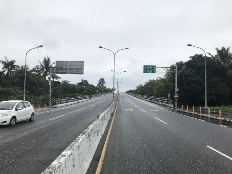 台9線和榮大橋與新豐平大橋10月25日橋梁檢查作業，機慢車道將封閉