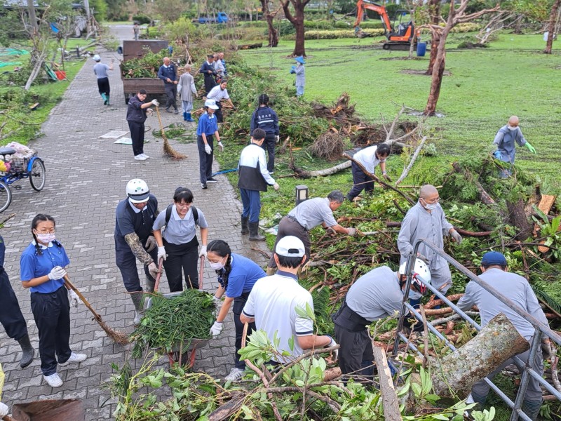 慈濟大學師生如「及時雨」　三路投入災後復原攜手重建家園