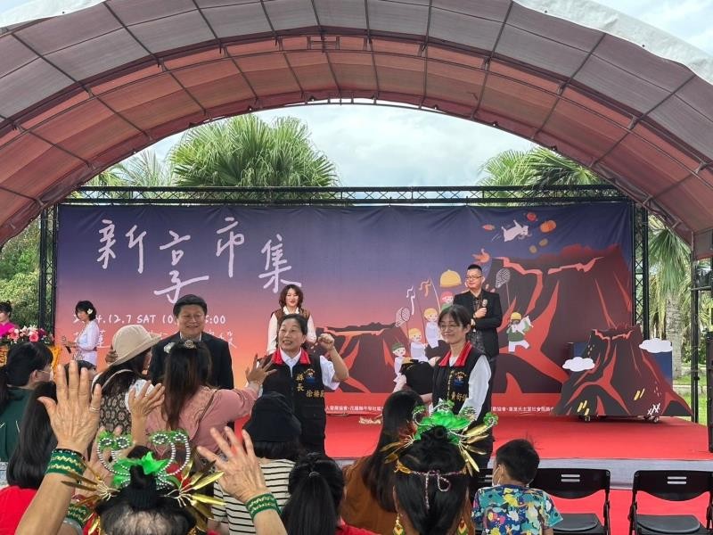 國際移民日 外事警察以歌會友