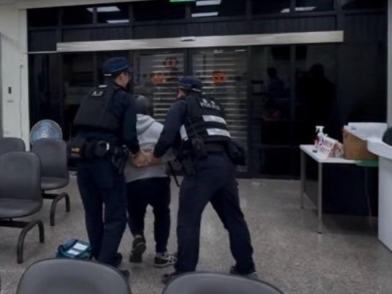 年關將近 警方加強防搶演練