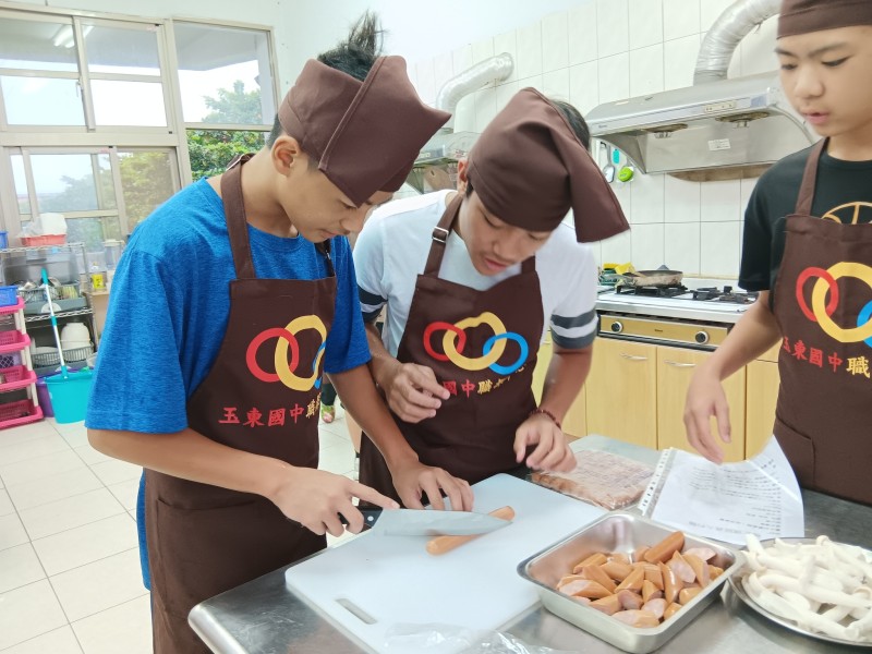 花蓮國中小「職業試探寒假營隊」開跑！