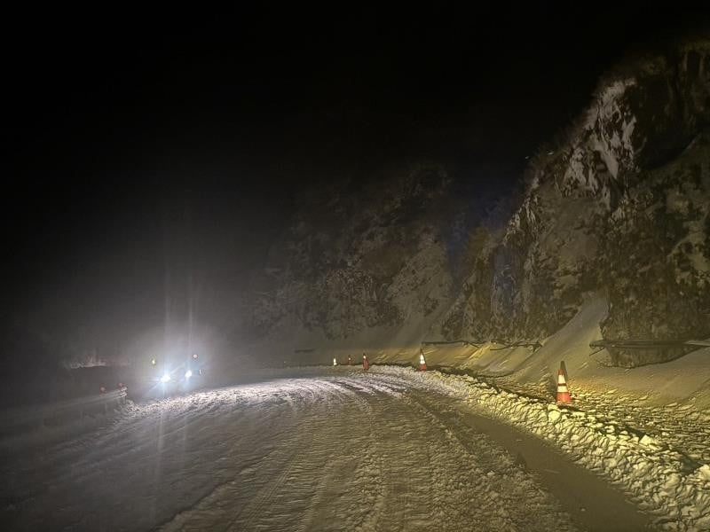 合歡山路段今7時開放 限加掛雪鏈通行