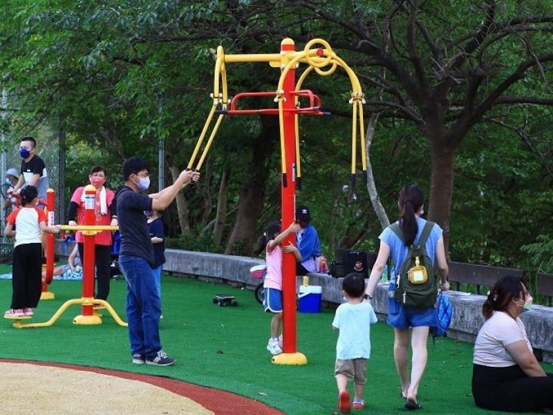 公園變身健身房  健康運動不受限