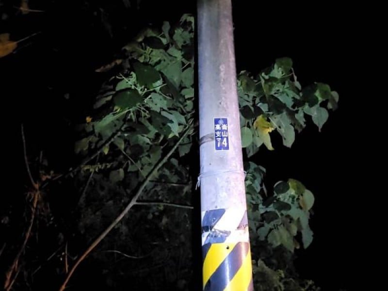 花66線機車自撞電杆1死1傷