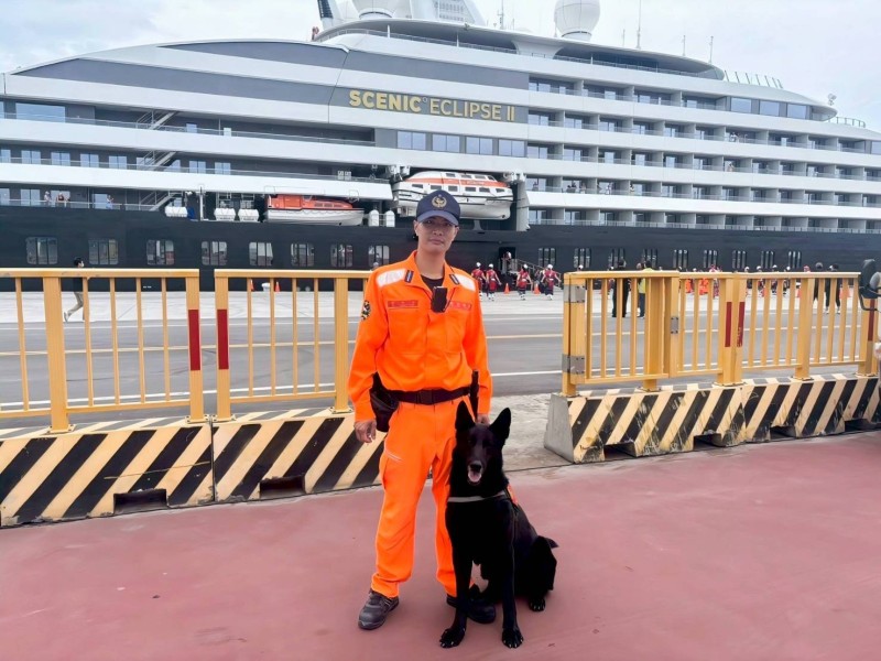 偵搜犬「鐵諾」榮退,最後一次出勤圓滿落幕