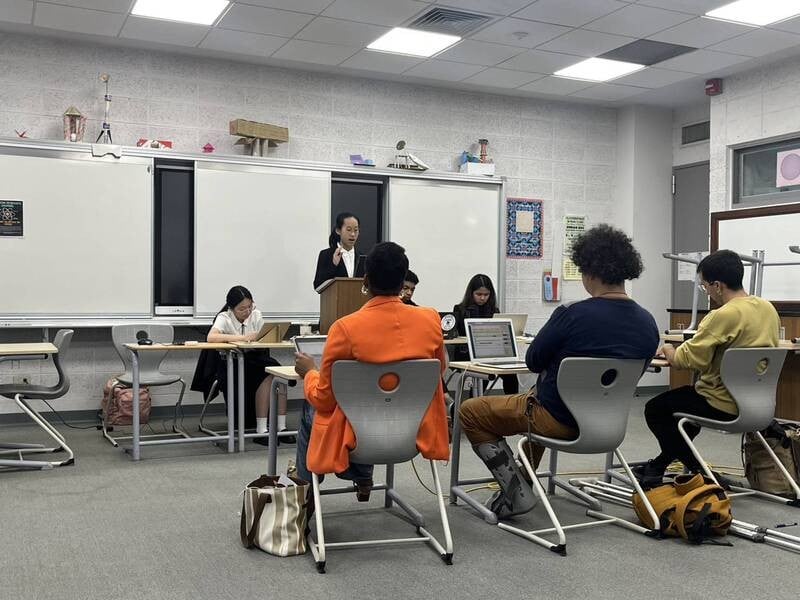 花女紀宥安角逐辯論世界賽 魏嘉彥號召各界助圓夢
