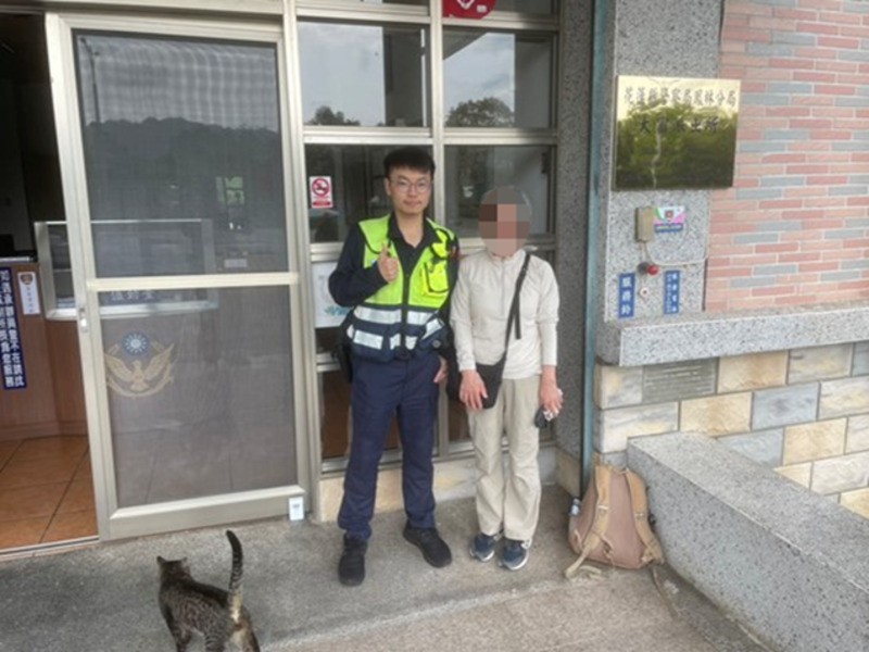 日籍婦人迷途向警察問路