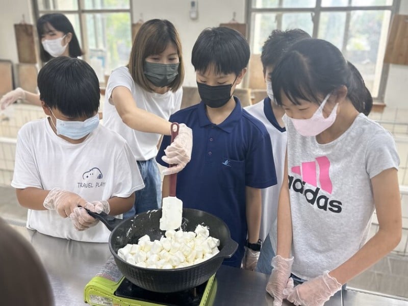 慶祝母親節 徵照片及孩子手做點心