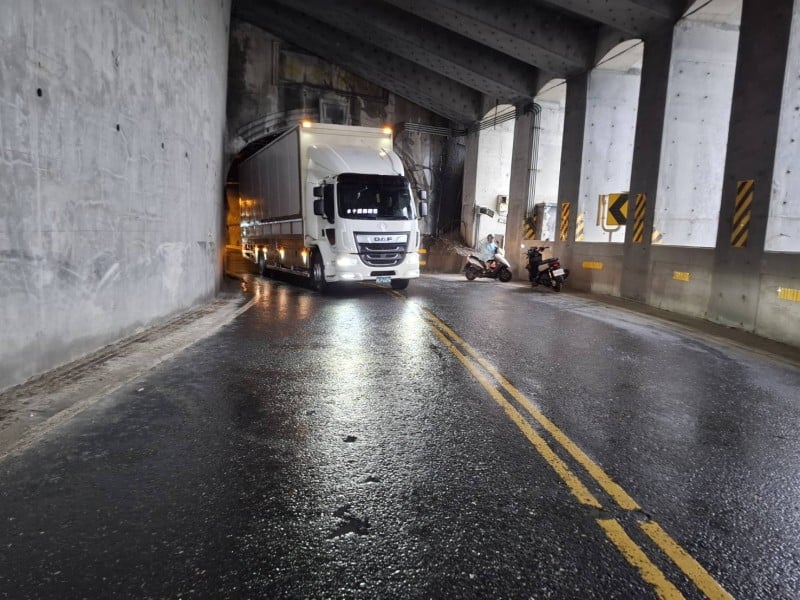 中央氣象署發布豪大雨特報！蘇花公路多處淹水、台9丁線和仁段土石滑落中斷通行