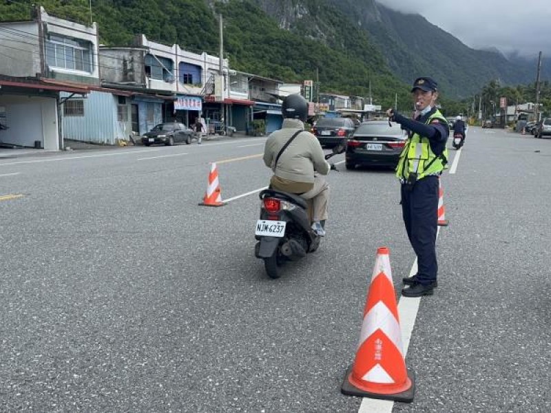 端午連假首日蘇花南下車流預估凌晨5時起湧現