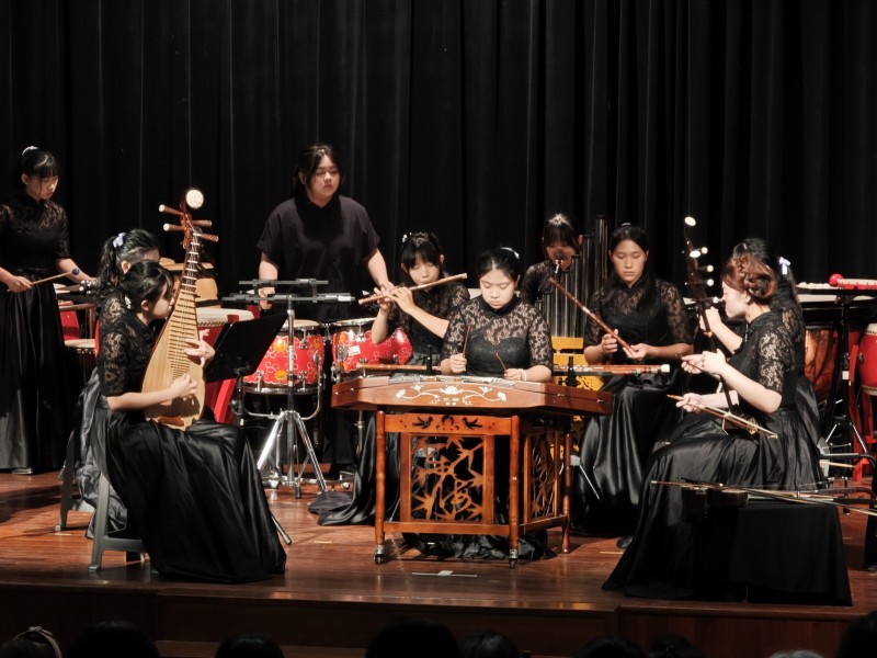 《東岸有花》樂聲綻放｜花女國樂團年度音樂會 校友返鄉共譜青春旋律