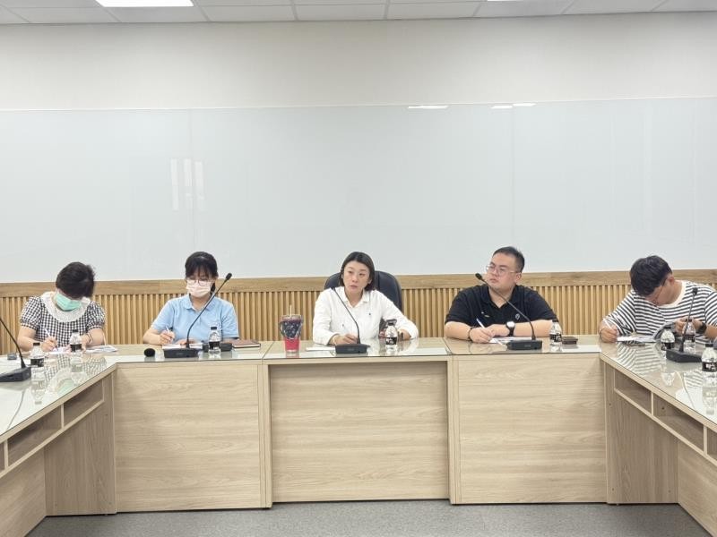 花蓮市代會針對舊鐵道行人徒步區開專案會議