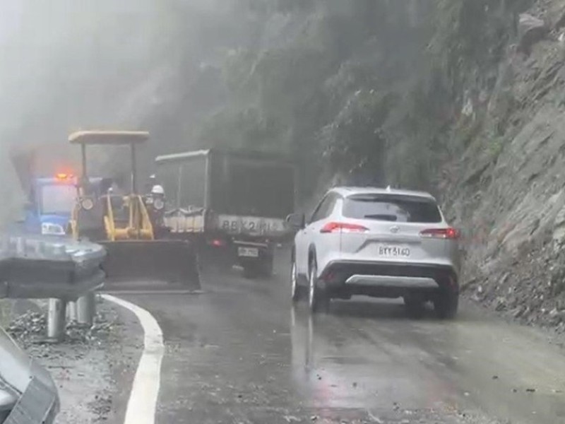 台8線豁然亭路段11:00提前搶通