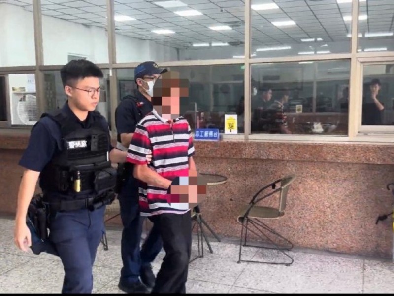 喝了酒騎著偷來的機車車上還有毒品被抓剛剛好！