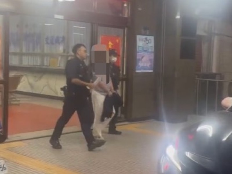 女子連續偷竊彩券行刮刮樂 花警到場依法送辦
