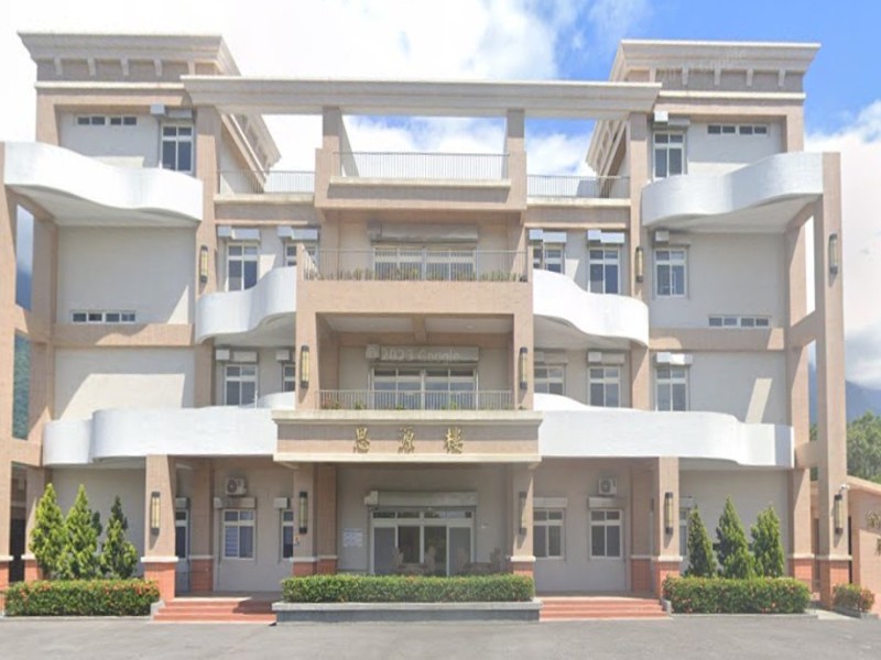 新城鄉思源樓榮獲「洄瀾透明獎」優等 殯葬服務也能走在時代最前端