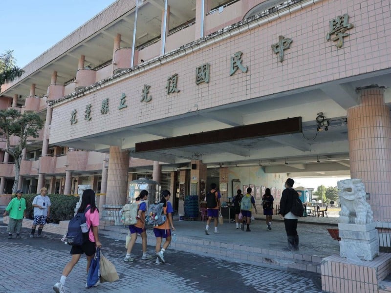 光復鄉災後復課首日 縣警局加強安全維護 7校逾八成學生復學順利