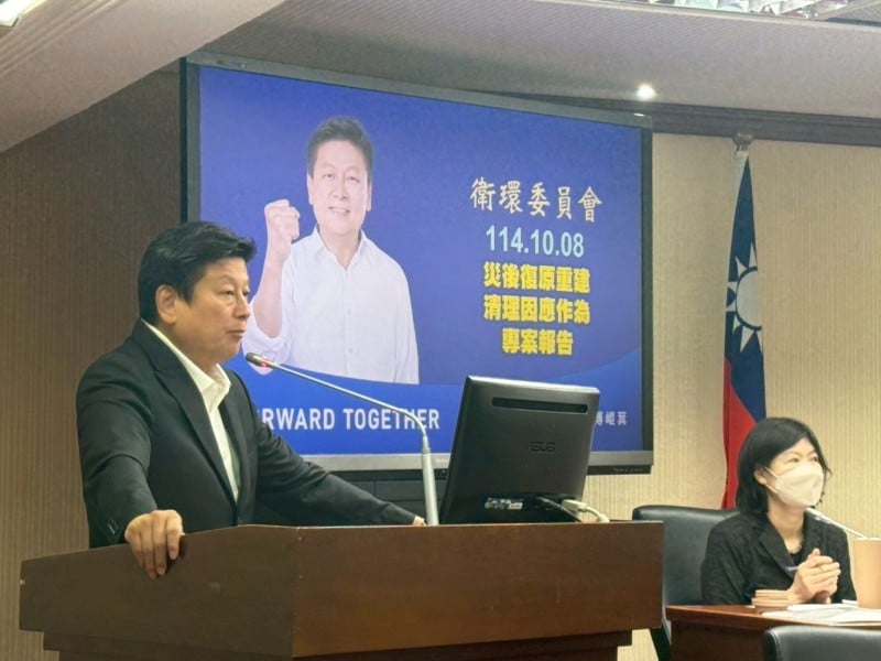 傅崐萁籲災區清溝交由專業工兵　防護不足志工連續受傷