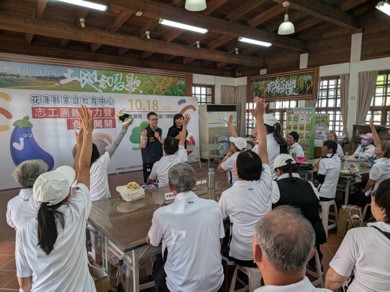少年警察隊結合教育處家庭教育中心，至校園、社區親職教育列車反詐騙宣導