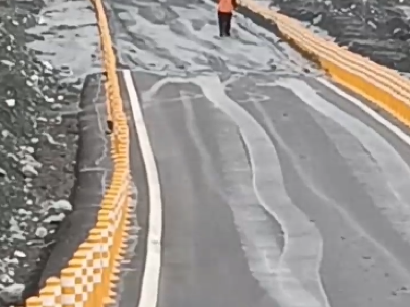 馬太鞍溪堰塞湖退水後 公路局搶修便道預計中午完成清理