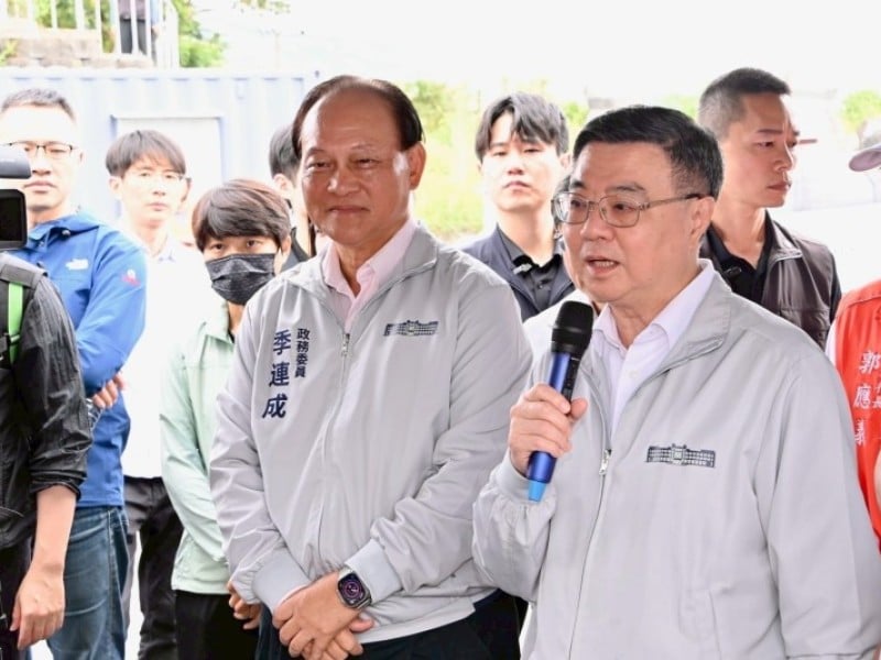行政院長卓榮泰視察馬太鞍溪橋重建、河川疏濬復建進度