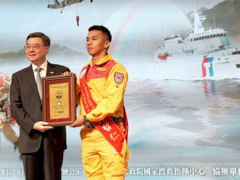 卓揆表揚114年搜救有功人員