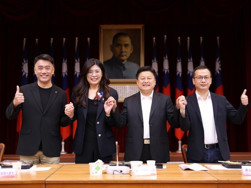 國民黨38位立委 今早提案通過「取消立院黨團總召連任限制」