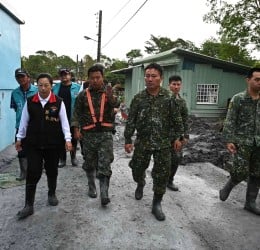 媒體報導「縣長甩鍋中央」縣府澄清:縣府與中央持續協力 均以鄉親安全為唯一優先