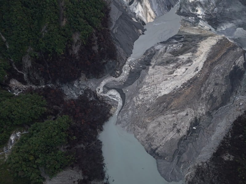 縣府：目前仍為紅色警戒 需依規定疏散撤離