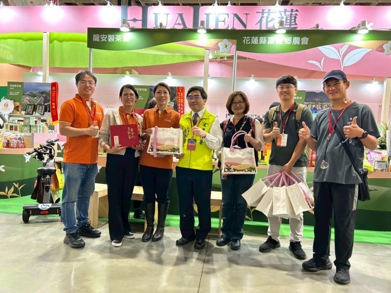 花蓮館蜜香紅茶+精品咖啡 雙「箭」齊發