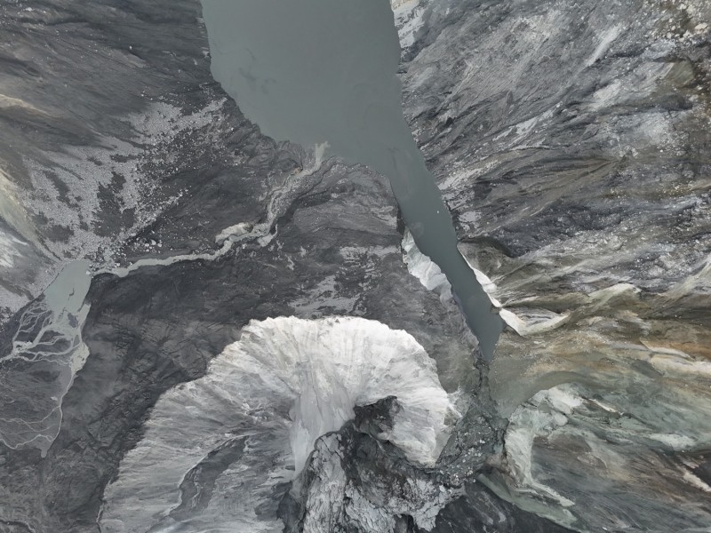 新「堰塞湖3」極端假設1小時潰決 將產生「80cms洪峰流量」恐抬升下游堤防、馬太鞍溪橋斷面