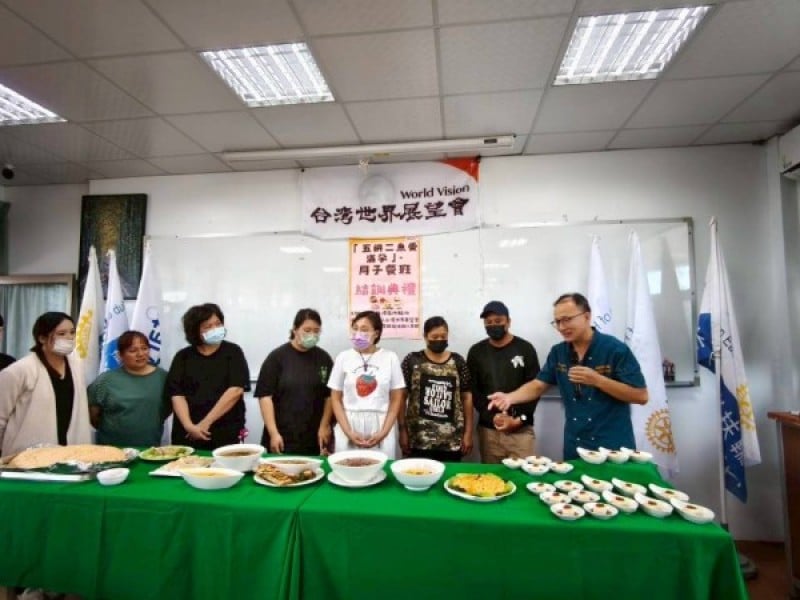 「五餅二魚愛滿孕」方案 支持弱勢媽媽翻轉生活