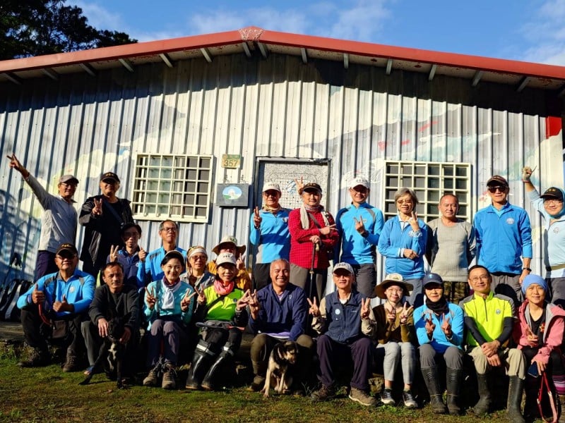 太魯閣同禮部落秋季淨山除蔓行動三日完成 保育志工攜手在地族人　持續深化社區夥伴關係與環境維護能量