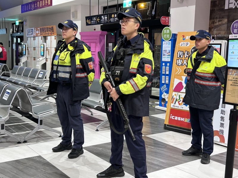 全⾯清查縣內火⾞站 、 轉運站及航空站 ! 花蓮縣警局: 守護旅客安全