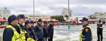 持刀恐嚇國中生再抓兩名共犯