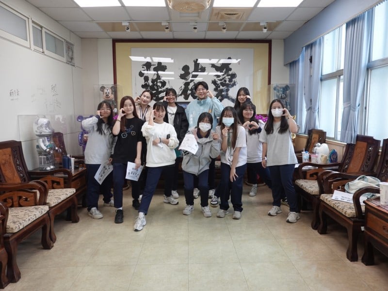 花蓮高商扶少團「與市長有約」