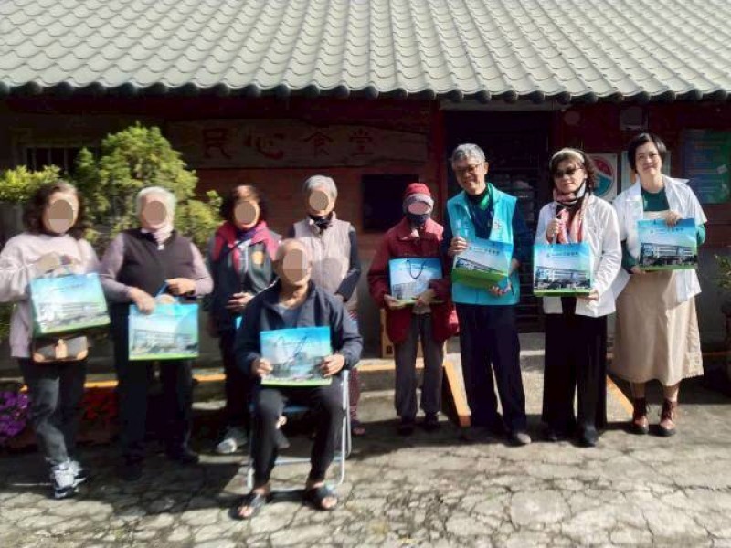 花蓮醫院新春送暖攜手社區走入家門　 為獨居長者送上溫暖與健康守護