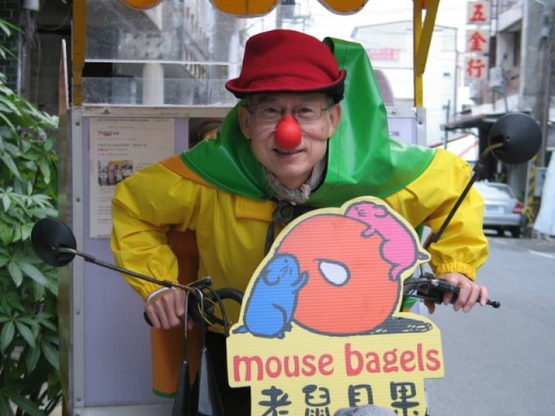 花蓮人氣「貝果爺爺」辭世　溫暖身影成城市共同回憶