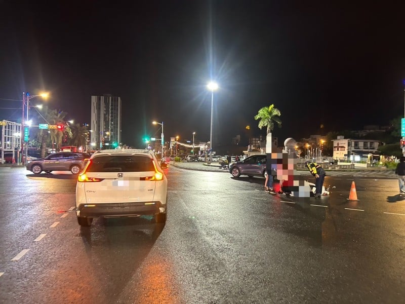 汽機車花崗街、中山路口碰撞 騎士挫傷送醫