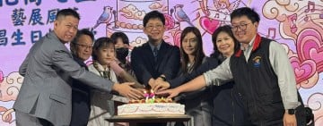 花商七三藝展風華 校友回娘家歌聲飛揚 花商校慶熱鬧登場 親師生歡聚校園