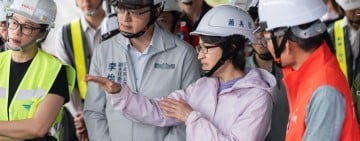 蕭美琴視察花蓮馬太鞍溪災後復建進度