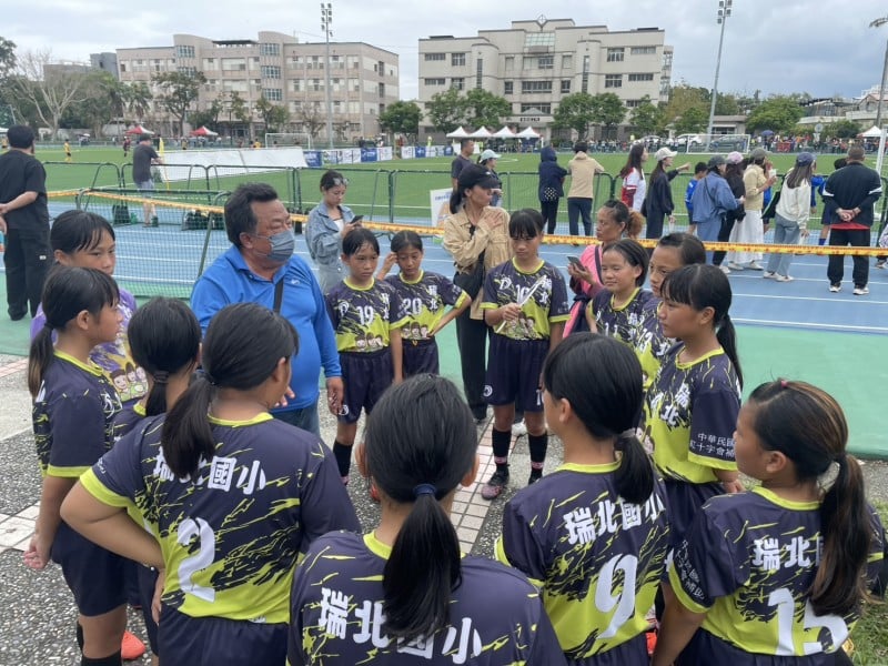 從部落出發踢進全國第一 ! 瑞北國小女足勇奪「少年盃」六年級組冠軍