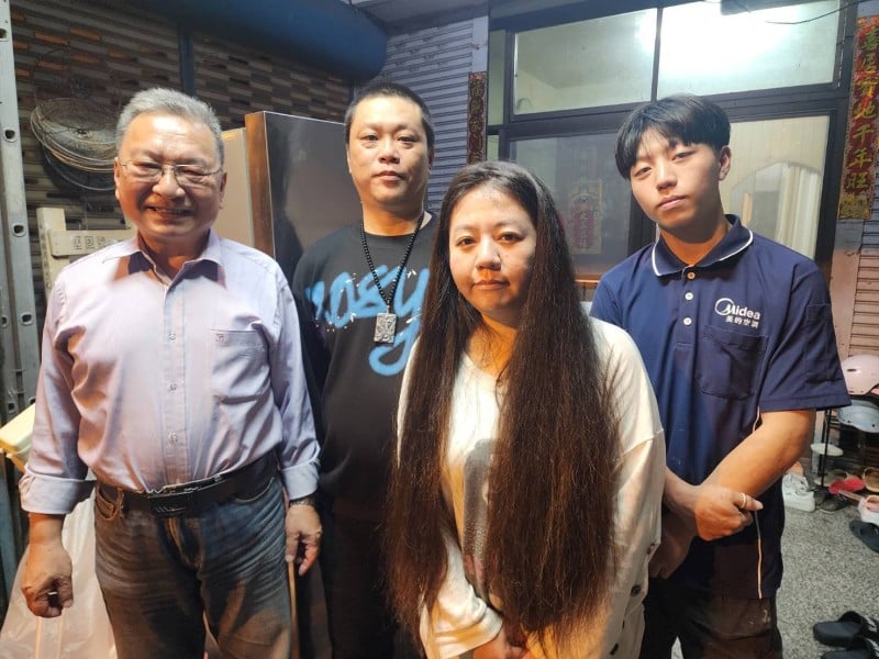 《謙手花蓮》讓我們看見「鑽程綜合企業社」背後的故事