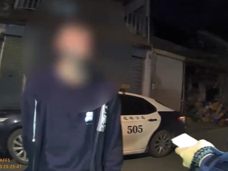 現役軍人酒後衝突 ! 砸毀擋風玻璃 鳳警拘提函送法辦