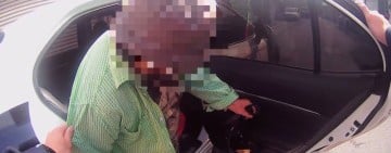 七旬老婦迷途 暖警護送返家