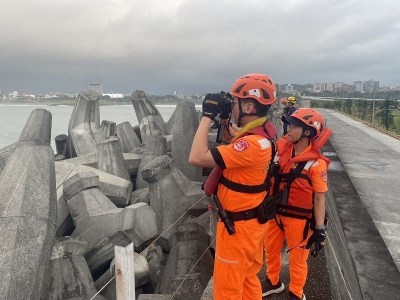 釣客於北濱公園凌晨未歸 海巡消防搜尋中