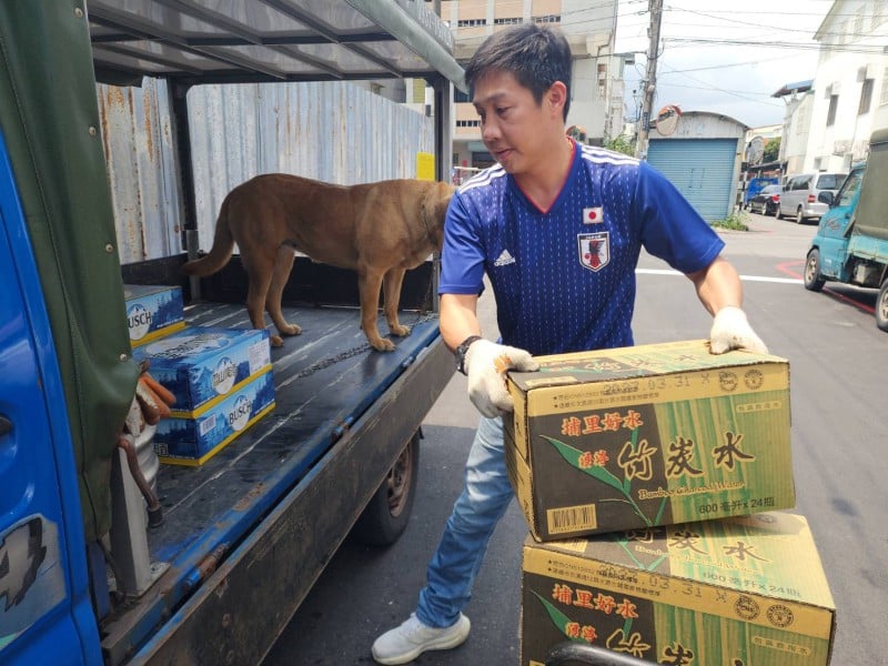 《謙手花蓮》邱展謙老師走進南昌 看見嚴父慈母的教育與陪伴，如何在林燕青身上留下深刻印記