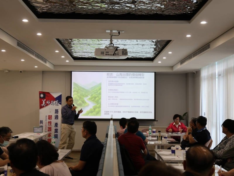 產官學齊聚吉安！ 游淑貞參與永續農業座談　傾聽基層共謀低碳花蓮新願景